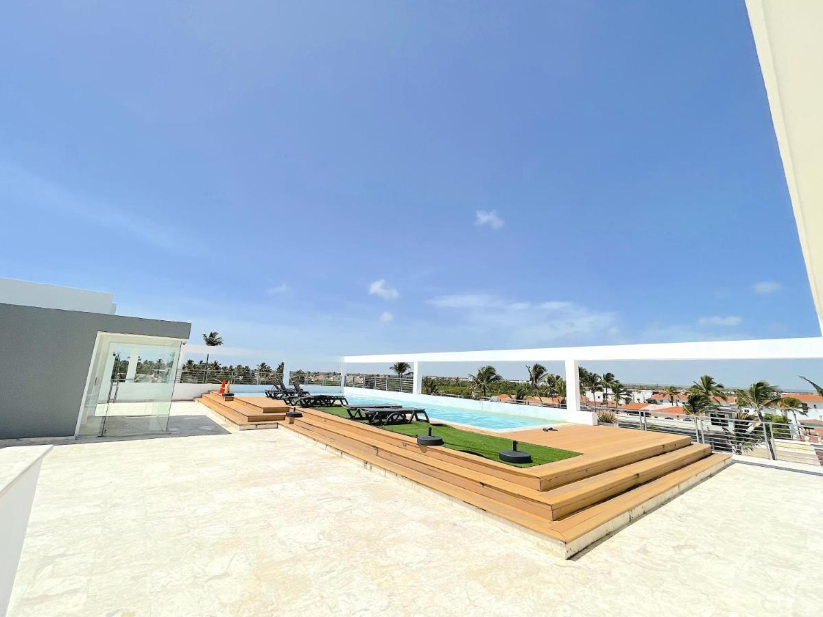 Rooftop Pool Ducassi Studio Suites Deluxe Hotel Beach Club & Spa Punta Cana Buitenkant foto